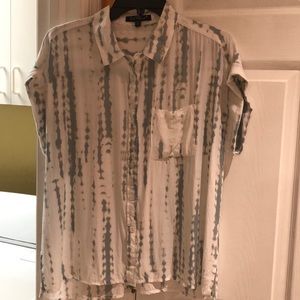Button down blouse Size M